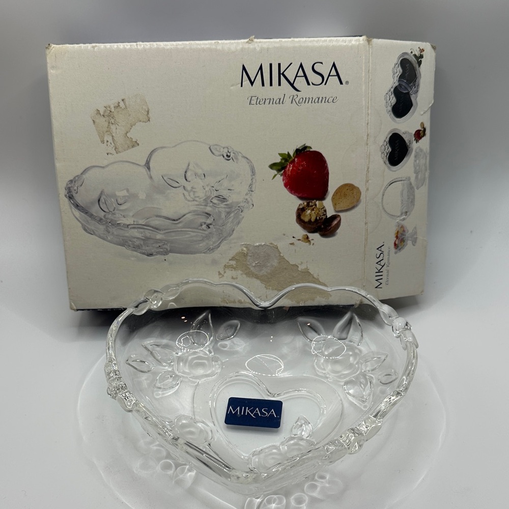 Mikasa Eternal Romance Heart Glass Dish